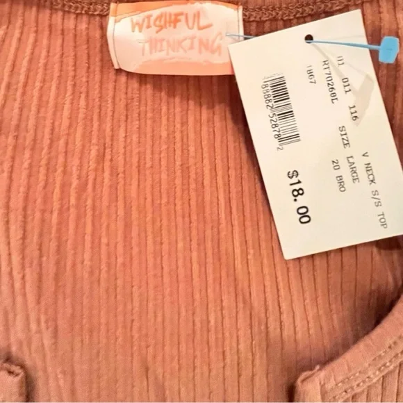 NWT- Set/2 Wishful Thinking Ribbed V-Neck T-Shirts Size: large - Picture 4 of 8